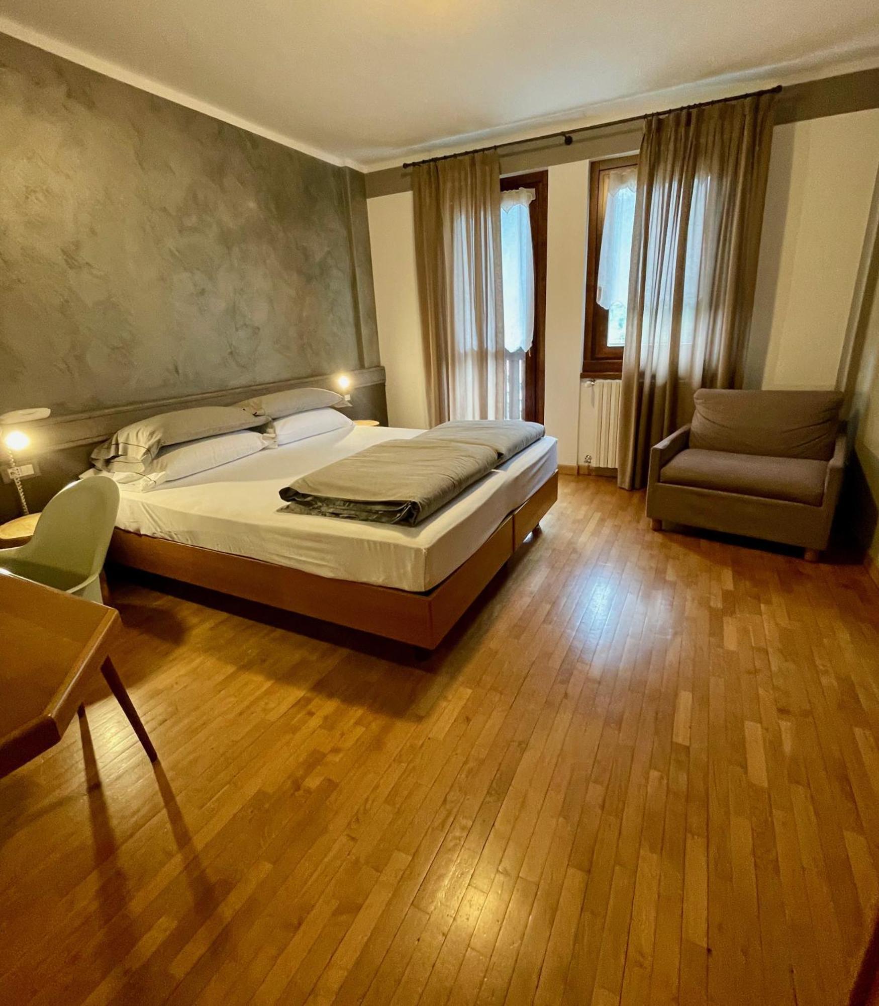 Hotel Garni Sorriso Ponte Di Legno Exterior photo